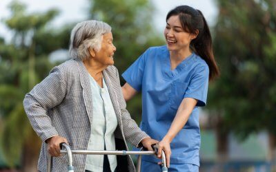 How Hospital Discharge Assistance Helps Seniors Recover Faster